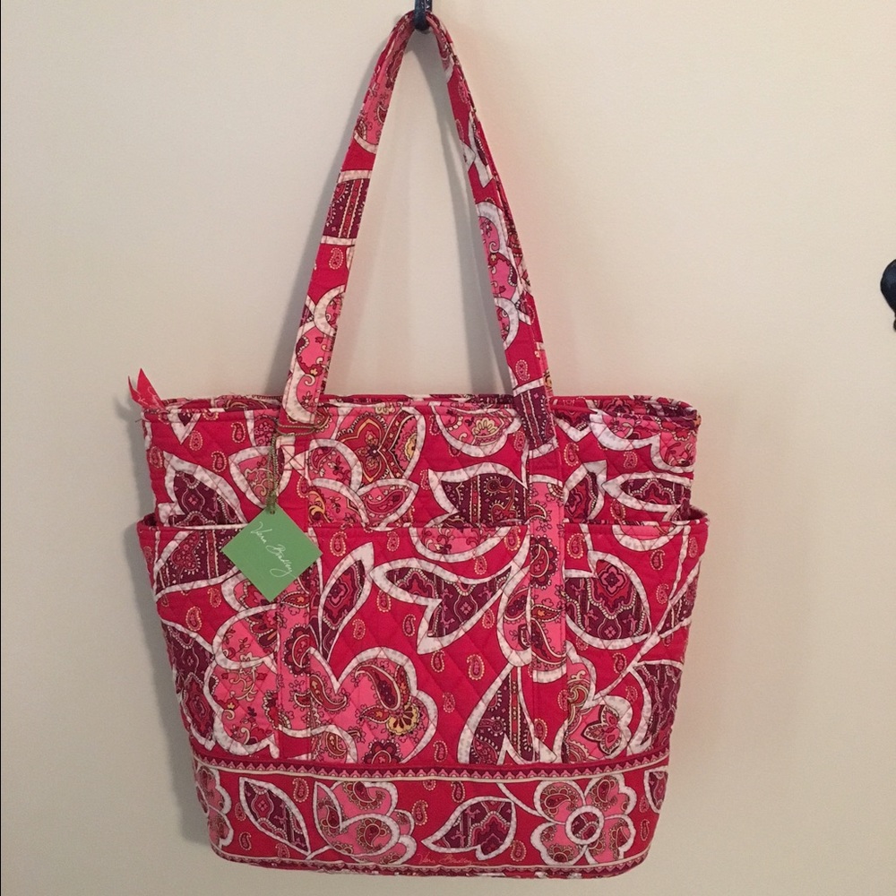Vera Bradley "Go Round Tote" Rosy Posies